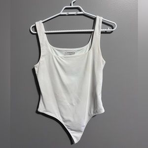 White Aritzia (Babaton) square neck contour body suit
